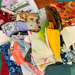 1Lb Fabric Scrap Bag Sku: 21983 – CraftTownFabrics